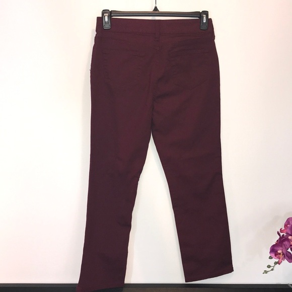 St. John’s Bay Straight Leg Pants Size 10PS - Picture 4 of 9